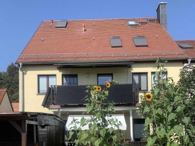 Stadtoase: Großzügiges und ruhiges Wohnen mit Balkon und Stellplatz mitten in historischer Altstadt