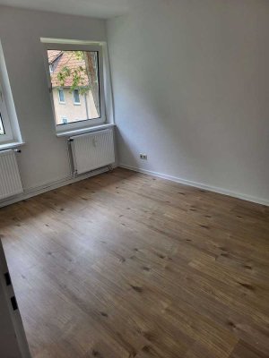gemütliche 2,5 Zimmer Wohnung