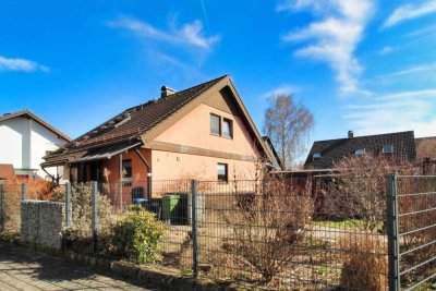 Großes Wohnhaus mit Einliegerwohnung