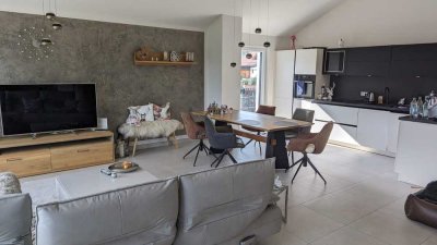 Wunderschöne neue 3-Zimmer-Wohnung mit großem Balkon in Traumlage in Piding