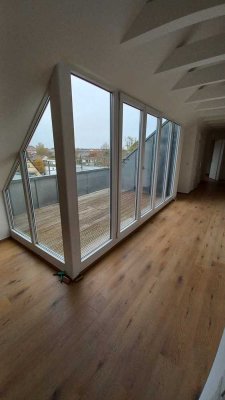 Giesing, Erstbezug, 4-Zi.-DachterrWg. 84qm Westlage freie Sicht, neuer Preis 760.000,-