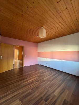 Attraktive 2-Zimmer-Wohnung mit Balkon in Bergheim