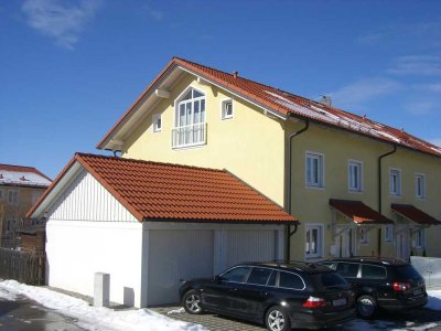 Sonne und viel Platz in schönem Reiheneckhaus