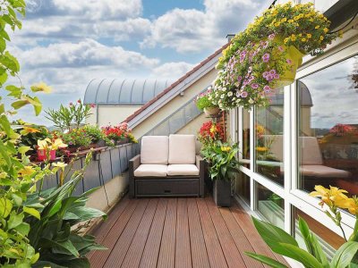 DG-Wohnung mit ca. 60 m² Gesamtfläche, Balkon und toller Aussicht