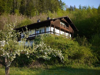 DAHLER - Herrschaftliches Haus in absoluter Idylle mit atemberaubender Aussicht