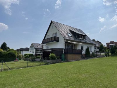 Geräumiges und gepflegtes 8 Zimmer Haus mit Einliegerwohnung