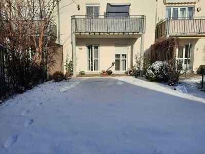 Stilvolle 1-Zimmer-Terrassenwohnung in Obertraubling