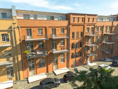 Traum-Maisonette mit 2 Terrassen | Historisches Industrieensemble am Wasser | Moderne Ausstattung