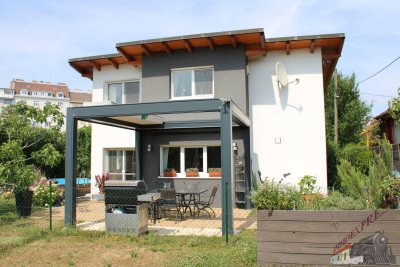 Modernes Einfamilienhaus mit Garten, Terrasse &amp; Pool im 3. Bezirk – Wohnen im Grünen nahe dem Hauptbahnhof