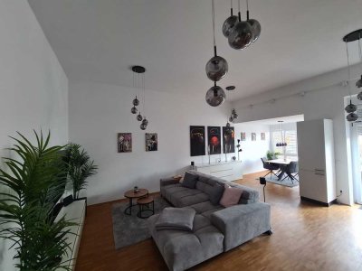 Ruhige, helle zwei Zimmer Wohnung mit Balkon und hochwertiger Ausstattung in Bad Kreuznach!