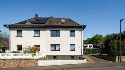 Helles Ein- oder Zweifamilienhaus auf traumhaftem Grundstück in zentraler Lage von Bliesheim