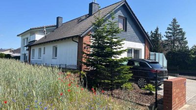 SCHICKES EFH IN ZENRALER UND RUHIGER LAGE