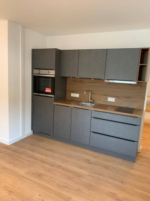 Sonnige zentrale Wohnung zu vermieten!