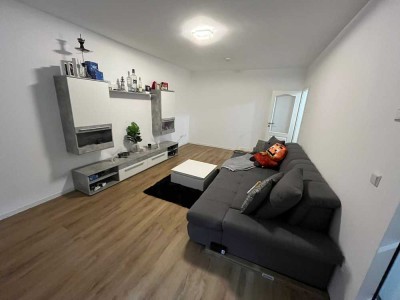 2 Raumwohnung + 2 Balkone + Fußbodenheizung + große Dusche