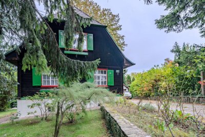 Romantisches Holzblockhaus am Grazer Ruckerlberg