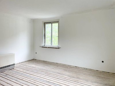 PROVISIONSFREI VOM EIGENTÜMER! SANIERUNGSBEDÜRFTIGE 3-ZIMMER-WOHNUNG NÄHE PURKERSDORF ZENTRUM!