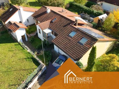 Familienfreundliches Wohnhaus mit Einliegerwohnung, Garten, Pool & Photovoltaikanlage