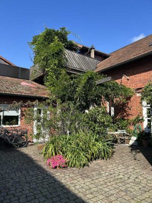 Lichtdurchflutetes Wohnen im Loft-Stil