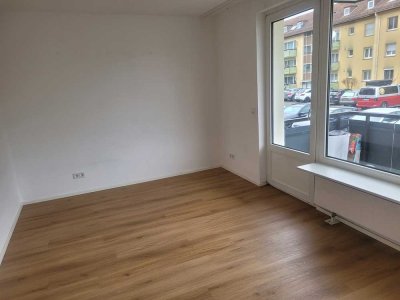 Wunderschöne gut gepflegte 4-Zimmerwohnung mit Balkon, Einbauküche, viel Tageslicht und Stellplatz