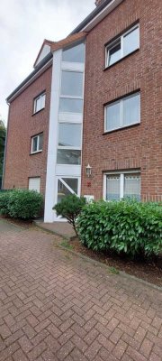 St. Tönis - Kleines, aber feines Appartement im gepflegten Wohnhaus mit Balkon.