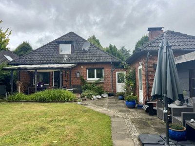Charmantes Einfamilienhaus mit Garage in zentraler, ruhiger Lage von Brunsbüttel