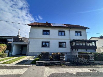 Zweifamilienhaus – Ihr neues Zuhause mit Garten, Dachterrasse, Indoorpool & Garage!