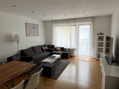 Gepflegte 2-Zi.-Whg. (Balkon, Aufzug, Garage) im Westen