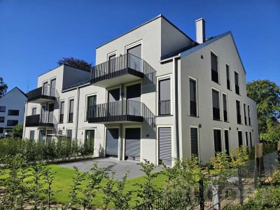 Klein, fein & bezugsbereit: Neubau-Eigentumswohnung mit moderner Küche, XL-Terrasse & PKW-Stellplatz