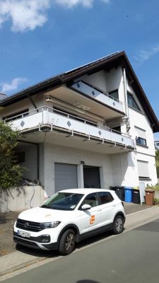 Geräumige 2,5 Zimmerdachgeschosswohnung in Lahnau