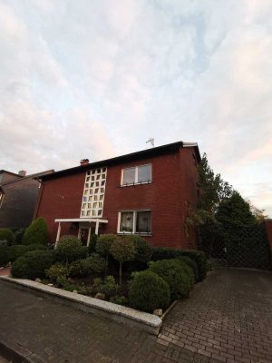 ** Sofort verfügbar ** Traumhafte 3 Zimmer Wohnung mit großer Dachterrasse