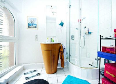 Helle 2-Zimmer-Wohnung im gepflegten Jugendstil-Altbau – ruhig gelegen am Berg