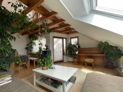 Schöne, möblierte Maisonette Wohnung zur Untermiete