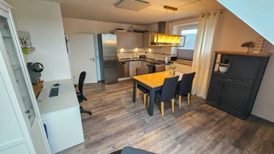 Attraktive 3-Zimmer-DG-Wohnung in Brande-Hörnerkirchen