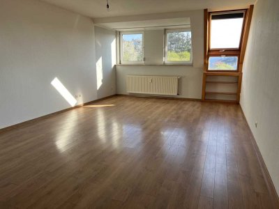 gepflegte 2-Zimmer Wohnung inkl. Einbauküche im Zentrum von Konz