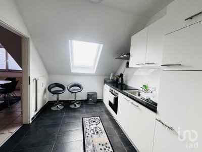 Charmante
Dachgeschosswohnung mit zusätzlichem Ausbaupotenzial