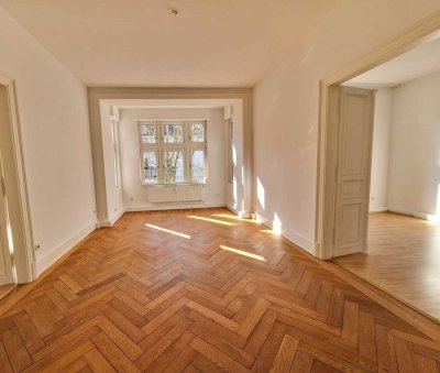 *Johannesviertel* Fürstliche 6-Zimmer-Altbauwohnung aus 1898 – provisionsfrei