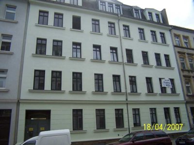 Schöne 2 RWg. mit Balkon und Fußbodenheizung in Leipzig-Anger-Crottendorf