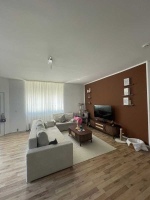 Viel Platz auf 103 m² – 4 Zimmer ab 01.06. zu vermieten