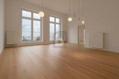 LEBEN ÜBER DER STADT KOMPLETT RENOVIERT