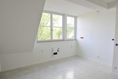 ERSTBEZUG nach Sanierung in BO-Ehrenfeld: helle & moderne 3,5 Zimmer-Wohnung mit Tageslichtbad!