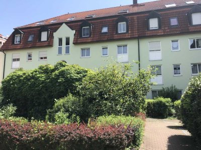 Zentralgelegene 1,5-Raumwohnung in Coswig