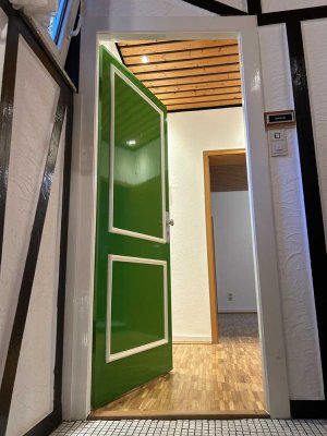 List/Oststadt charmante ruhige 2-Zimmer-Wohnung Maisonette mit EBK, 2 Bäder, Parkett, Fliesen