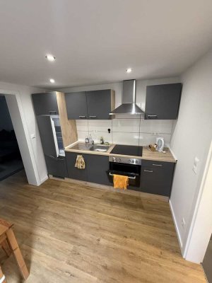 2-Zimmer Wohnung teilmöbliert mit Küche
