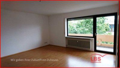 Schönes Apartment mit Balkon