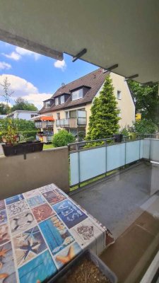 * Charmantes Appartement mit großem Balkon, Gemeinschaftsgarten u. Weitblick, E-Borbeck *