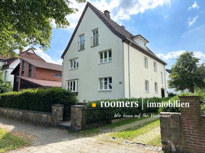 CELLE/ NEUENHÄUSEN: Wohnen mit Stil – Maisonette-Dachgeschosswohnung mit Kamin in zentraler Lage.