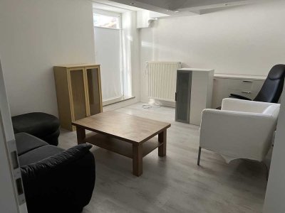 2-Zimmer-Souterrain-Wohnung mit EBK, Terrasse und Gartenmitbenutzung in Diedorf-Hausen