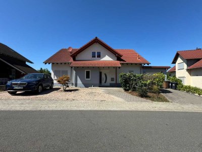 IK| Schrollbach - Schönes Einfamilienhaus in ruhiger Lage
