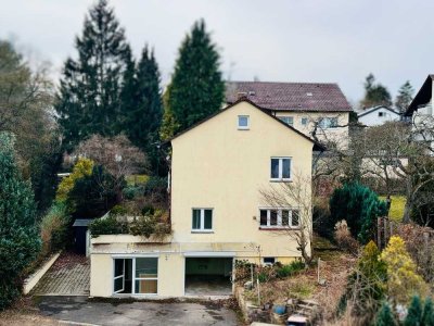 Einfamilienhaus mit Einliegerwohnung in Top-Hanglage von Sindelfingen