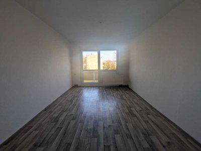 Gemütliche 2-Zimmer-Wohnung mit Balkon in Annaburg